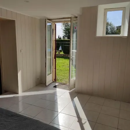 Bed and breakfast Maison A La Campagne Hure